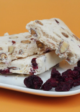 Soft cranberry nougat
