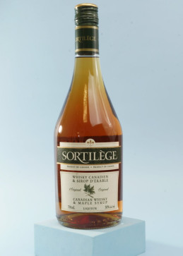 licor de whisky de hechizo de arce