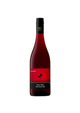 Vin rouge pinot noir du canada