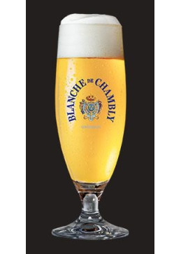 Glass of white wine from Chambly