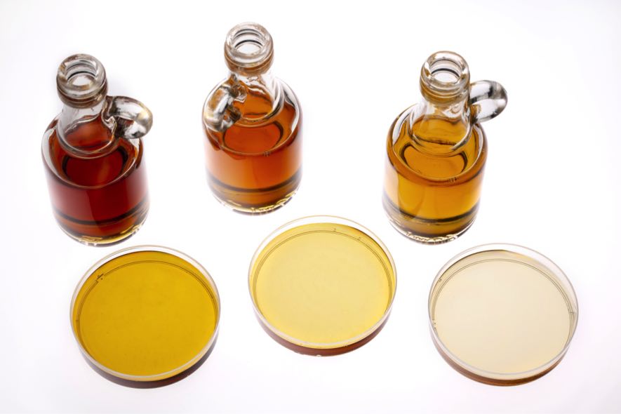 Trois bouteilles de sirop d'érable Trois bouteilles de sirop d'érable