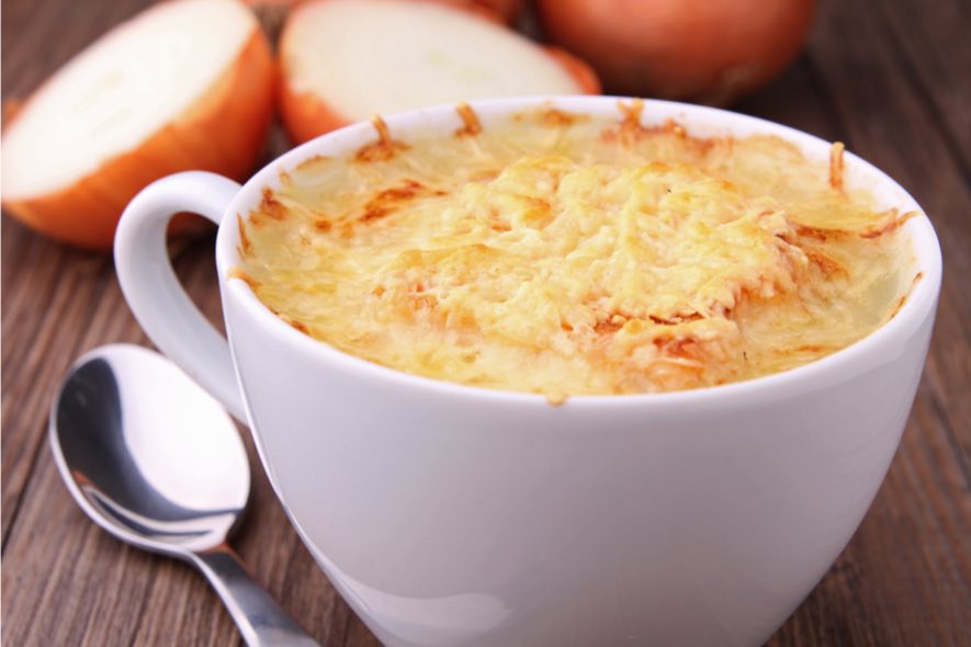 Soupe à l'oignon au parfum d'érable et Sortilège Soupe à l'oignon au parfum d'érable et Sortilège