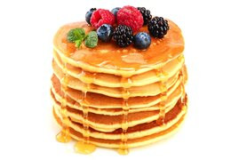 Pfannkuchen mit Ahornsirup